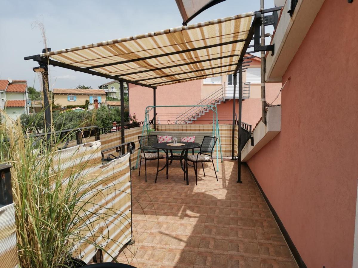 Apartments Babic Fazana Bagian luar foto