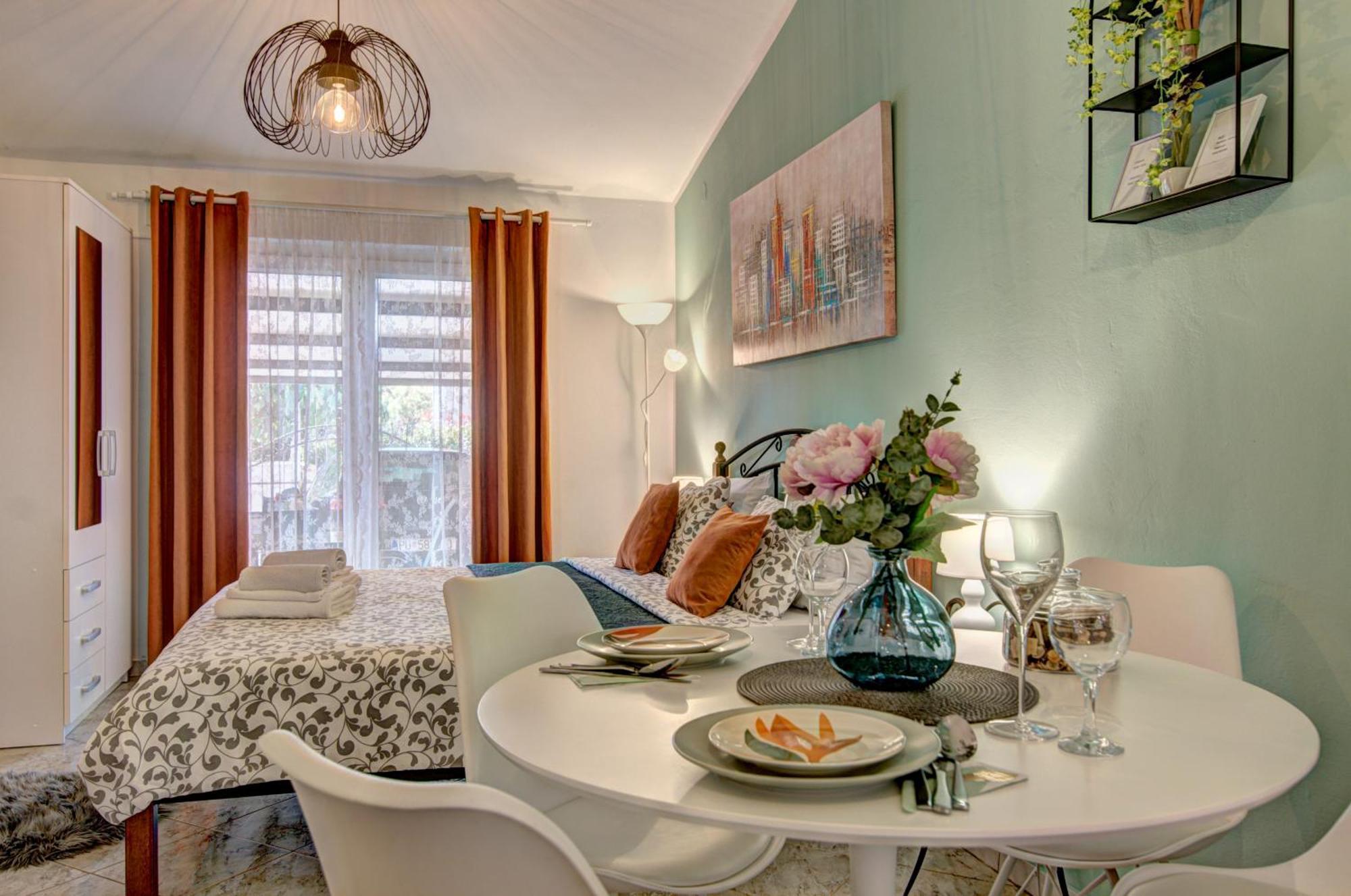 Apartments Babic Fazana Bagian luar foto
